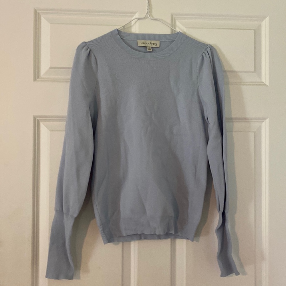 Jack + Avery light sweater top with long sleeves